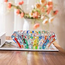 Қолмен боялған әйнек бұйымдары